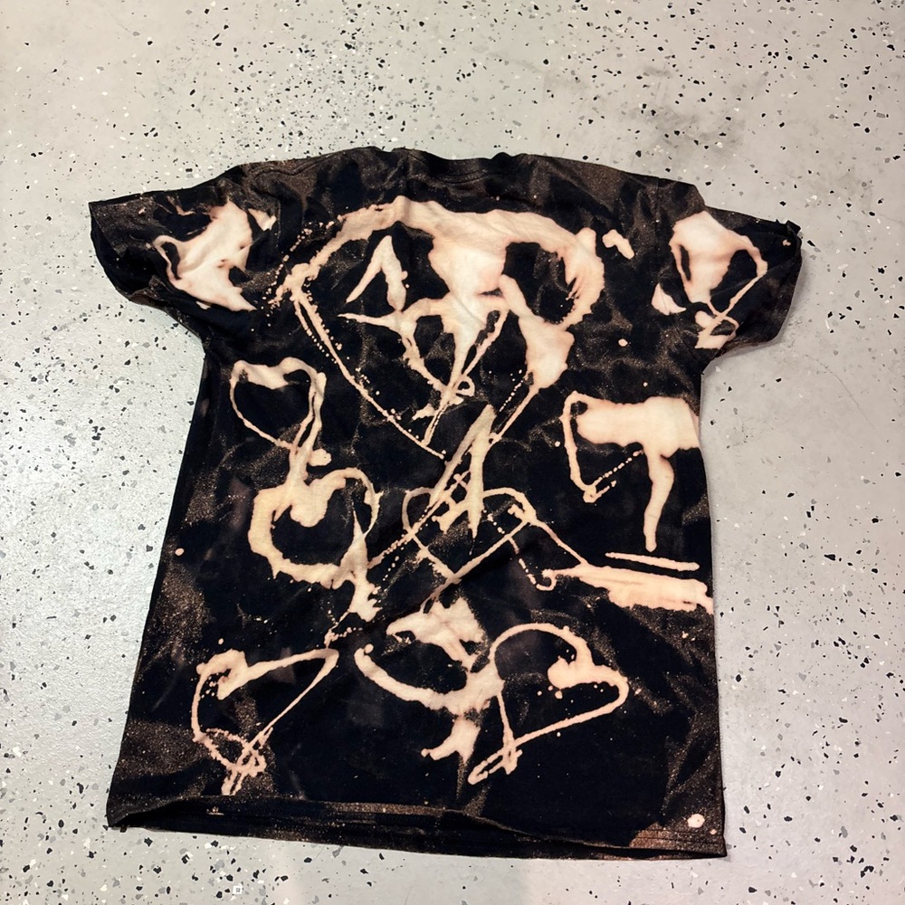 Black and Cream Graphic T-Shirt